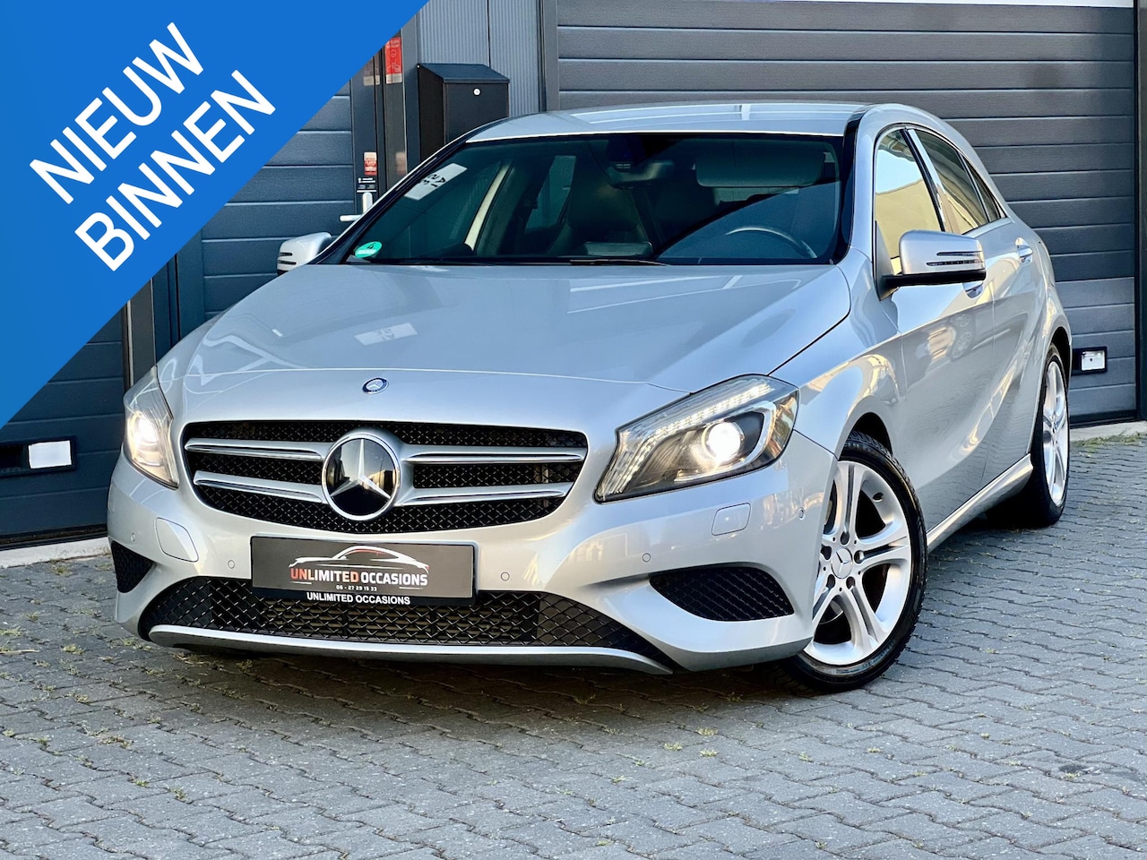 Mercedes-Benz A-klasse - 180 URBAN *XENON*SPORT*NETJES - AutoWereld.nl