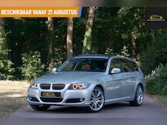 BMW 3-serie Touring - 325i High Executive / Pano