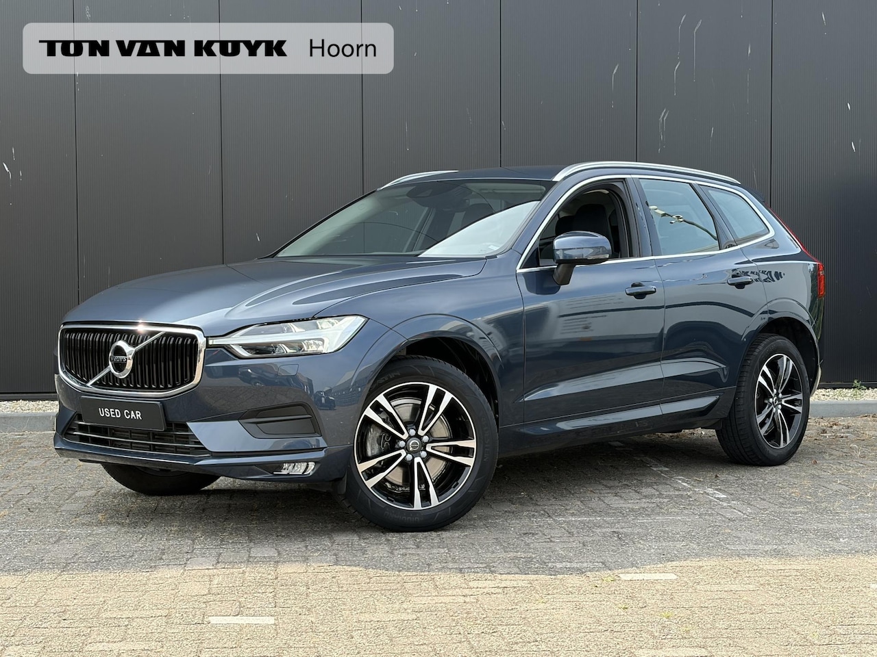 Volvo XC60 - 2.0 T5 Momentum Business pack/ trekhaak/ sport leder/ 19 inch/ elektrische stoel en koffer - AutoWereld.nl