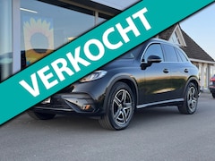 Mercedes-Benz GLC-klasse - 200 4MATIC AMG Line automaat , elektrische trekhaak Panorama schuifdak, Distronic