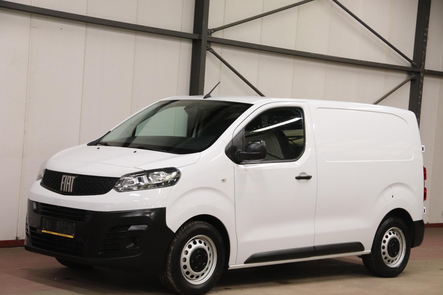 Fiat Scudo - 1.5 MULTIJET 120PK NAVIGATIE AIRCO Fiat Scudo 1.5 MULTIJET 120PK NAVIGATIE - AutoWereld.nl