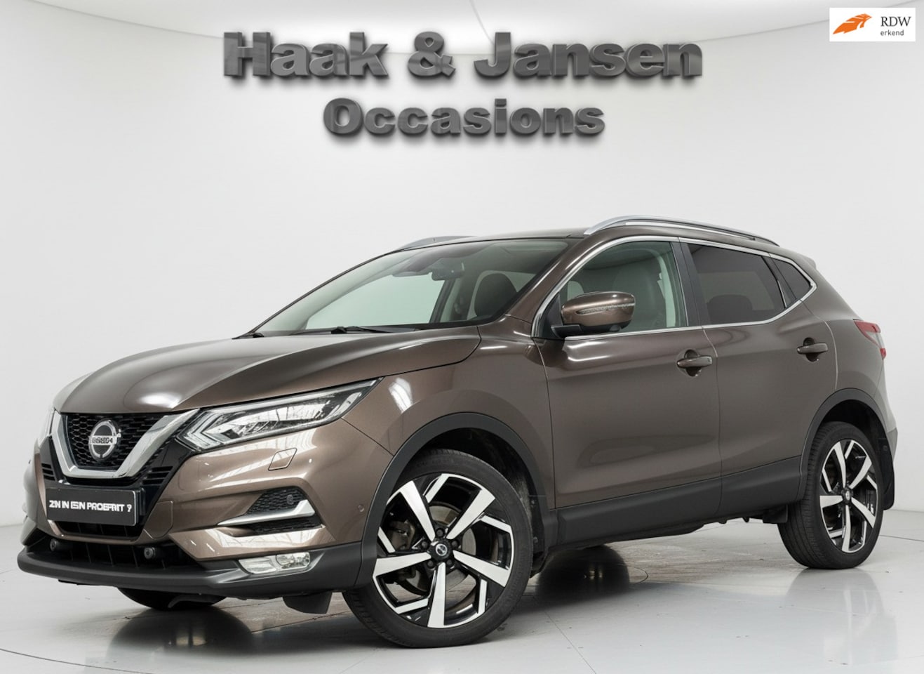 Nissan Qashqai - 1.3 DIG-T Tekna + Panoramdak 360 Camera - AutoWereld.nl