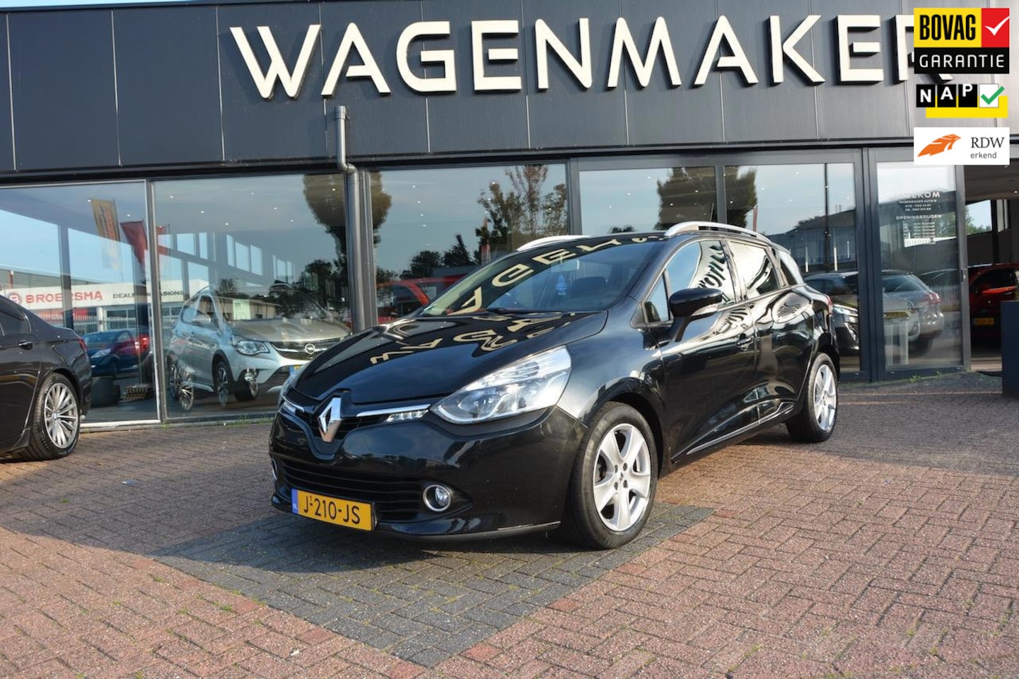 Renault Clio Estate - 0.9 TCe Expression Airco|NAV|New Ketting - AutoWereld.nl