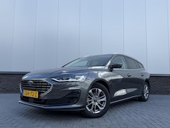 Ford Focus Wagon - 1.0 EcoBoost Hybrid Titanium