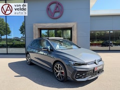 Volkswagen Golf - 1.5 eHybrid 272pk GTE | Panoramadak | Leder | 360 Camera | Head Up | Led Mistlampen | Rijk
