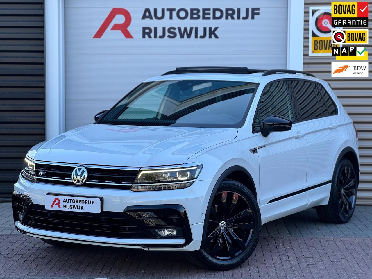 Volkswagen Tiguan - 1.5 TSI ACT 3x R-Line Memory/Pano/Dynaudio - AutoWereld.nl