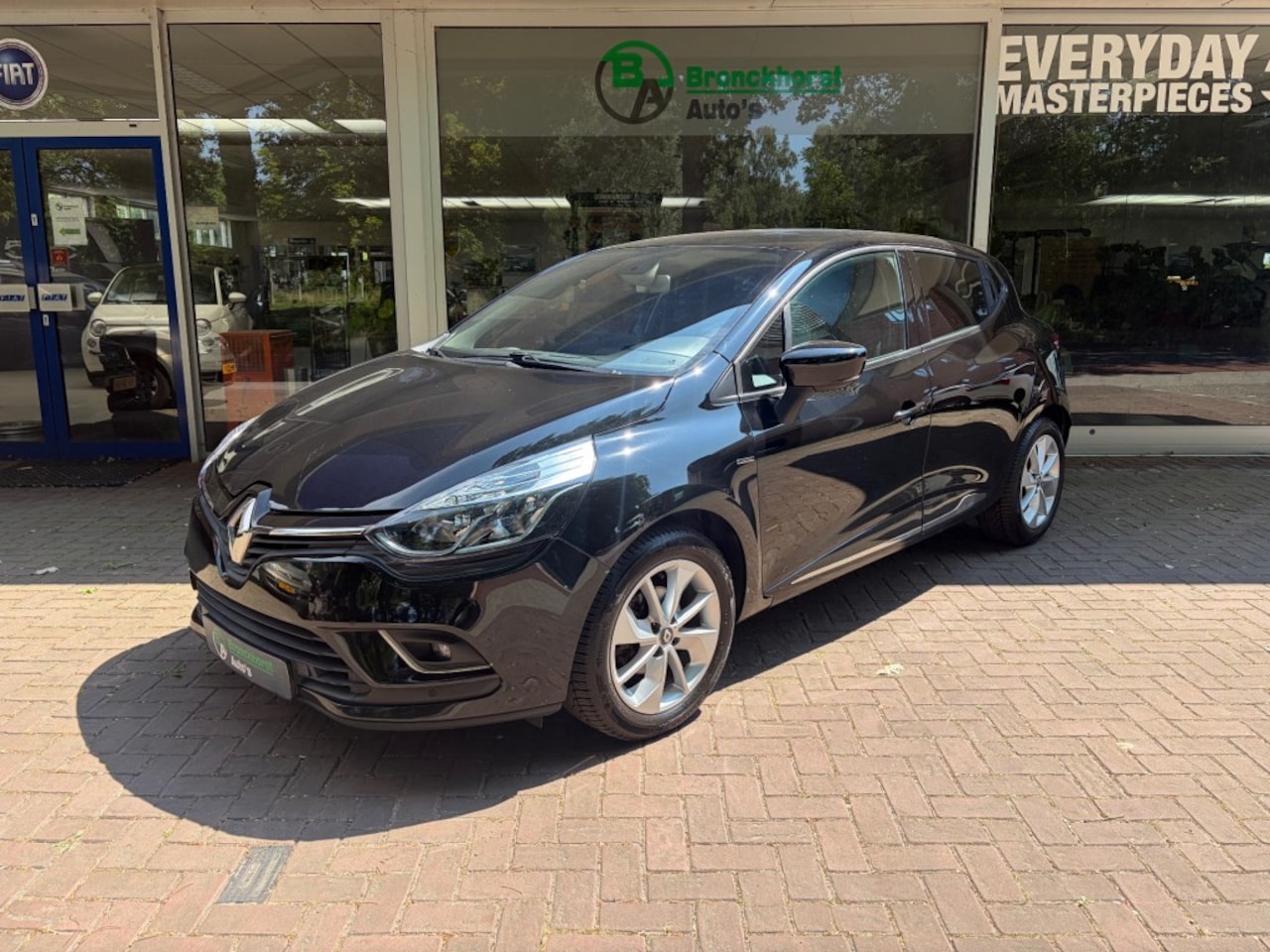 Renault Clio - 0.9 TCe Limited 0.9 TCE LIMITED - AutoWereld.nl