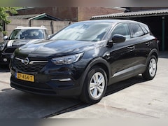 Opel Grandland X - 1.2 Turbo Business+ / NAP / Airco / Cruise / Trekhaak