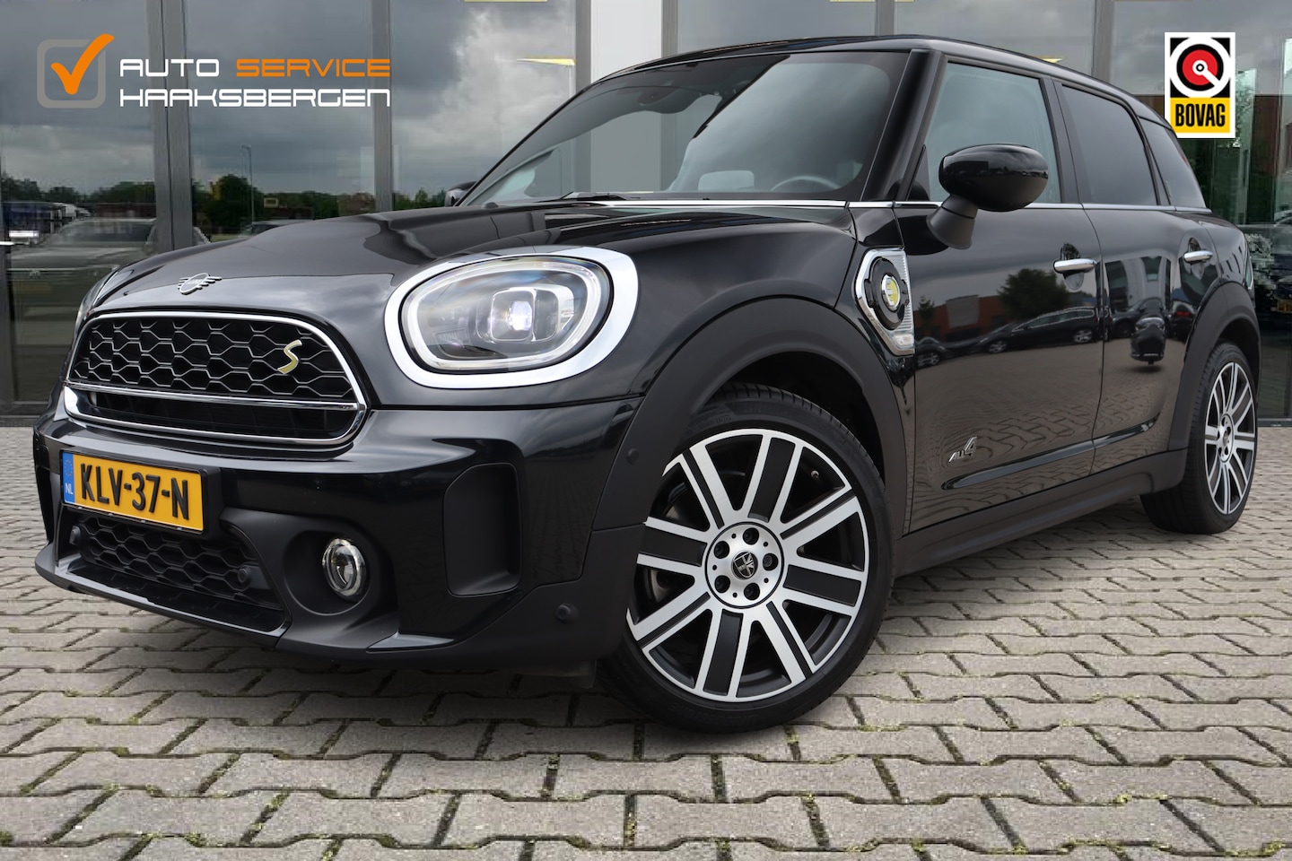 MINI Countryman - 1.5 Cooper S E ALL4 Chili | Pano | Leder | Camera | - AutoWereld.nl