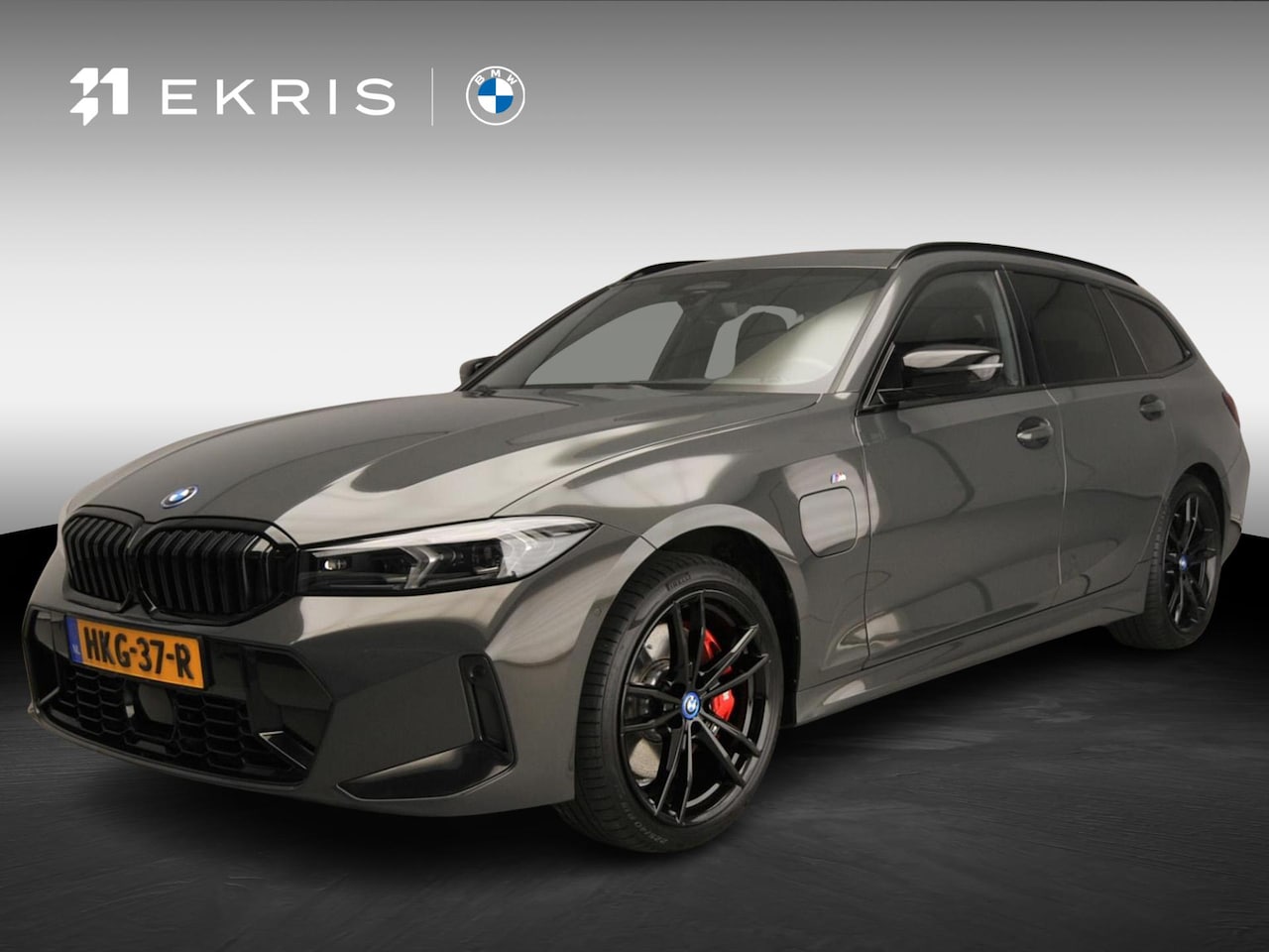 BMW 3-serie Touring - 330e xDrive M-Sportpakket / Trekhaak / Panoramadak / Harman-Kardon / Driving Assistant Pr - AutoWereld.nl