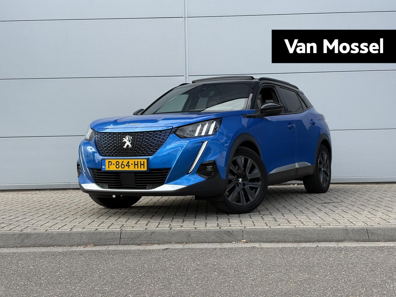Peugeot e-2008 - EV GT Pack 50 kWh | Panoramisch schuifdak | Adaptieve Cruise Control | Camera | Apple Carp - AutoWereld.nl