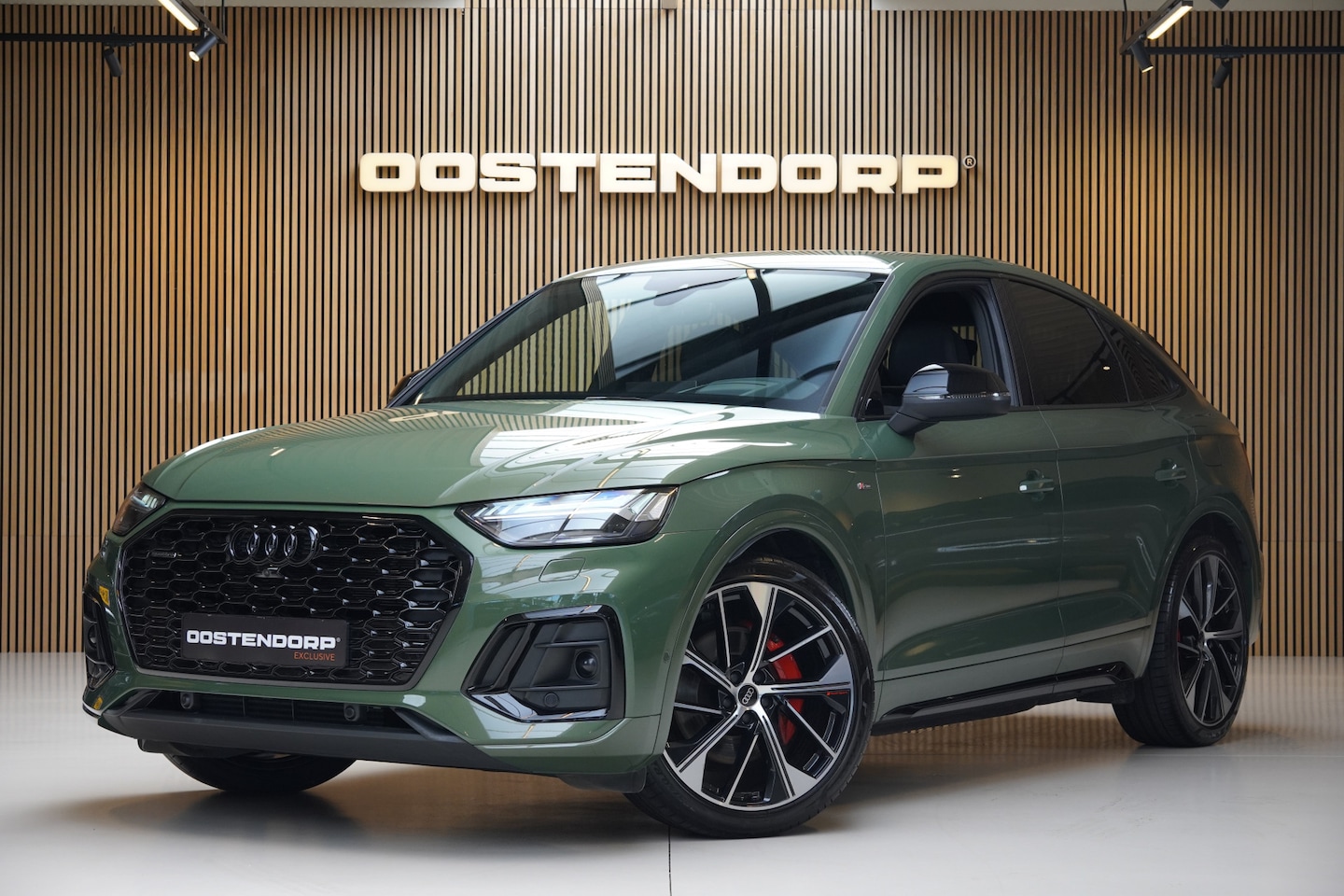 Audi Q5 Sportback - 55TFSIe/367pk S-Line Blackstyle|2023|Luchtvering|HUD|Cruise+ACC|Matrix LED|Trekhaak|21"LMV - AutoWereld.nl