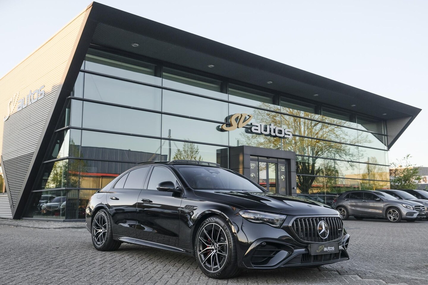 Mercedes-Benz E-klasse - E53 AMG 612pk 4MATIC+ Panoramadak *BTW* Burmester 4d Carbon Night II pakket Digital+ light - AutoWereld.nl