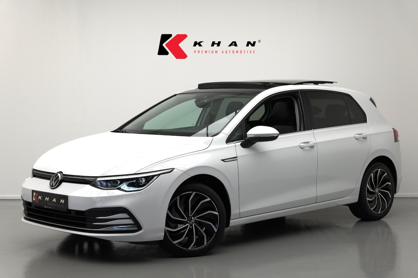 Volkswagen Golf - 1.5 eTSI Style |Panoramadak|Massage|Carplay| - AutoWereld.nl