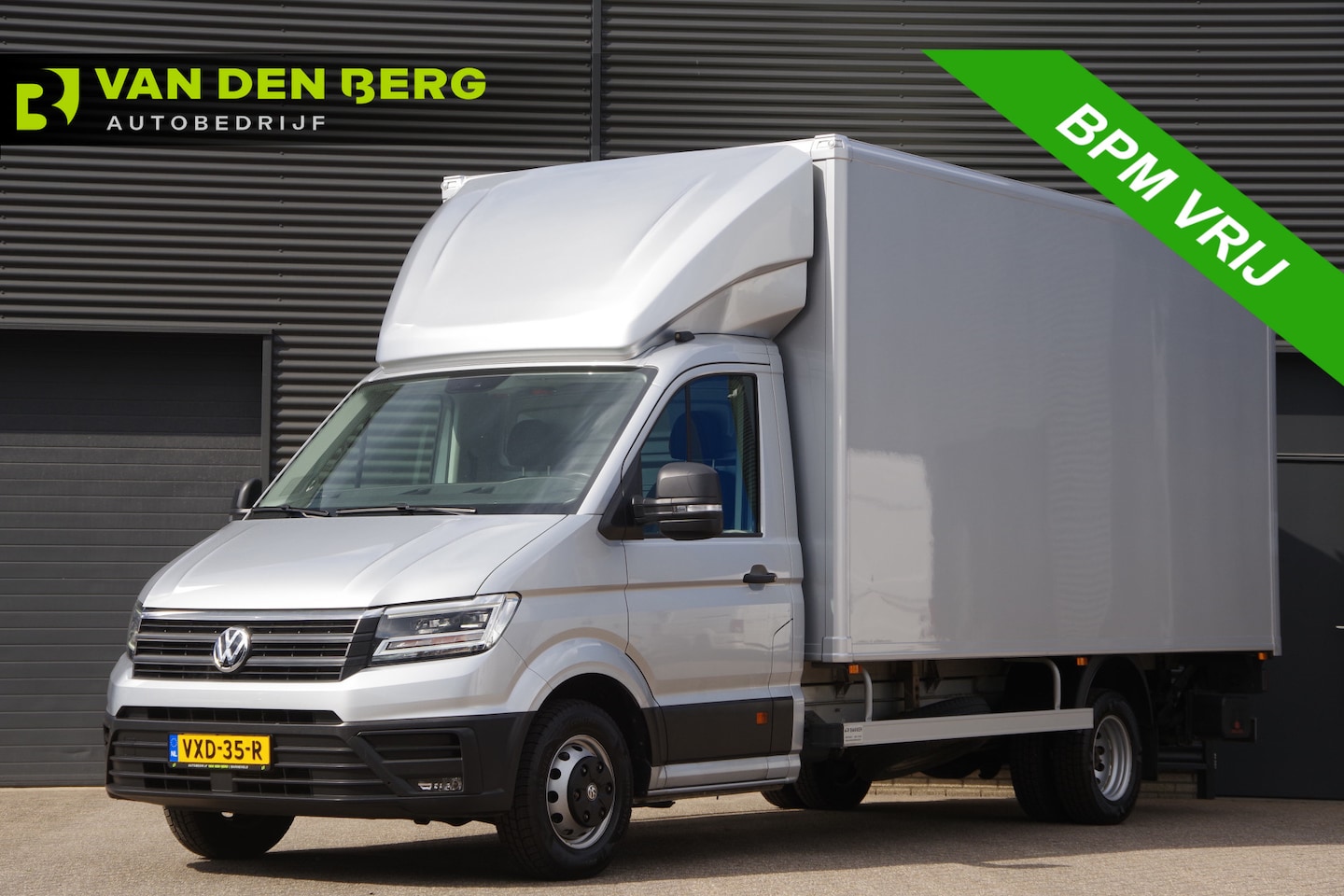 Volkswagen Crafter - 35 2.0 TDI N1! DUBBELLUCHT BAKWAGEN, 1000KG LAADKLEP, 164PK AUT. LED, GEVEERDE STOEL, NAVI - AutoWereld.nl