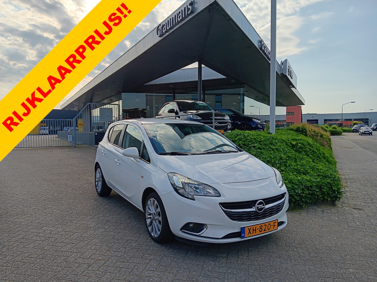 Opel Corsa - 1.4 90PK Automaat (Easytronic) Online Edition, Airco, Navigatie, Carplay, PDC etc. etc. in - AutoWereld.nl