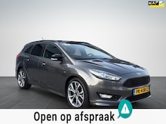 Ford Focus Wagon - 1.5 ST-Line 182pk Trekhaak, Nap, 2eEigenaar