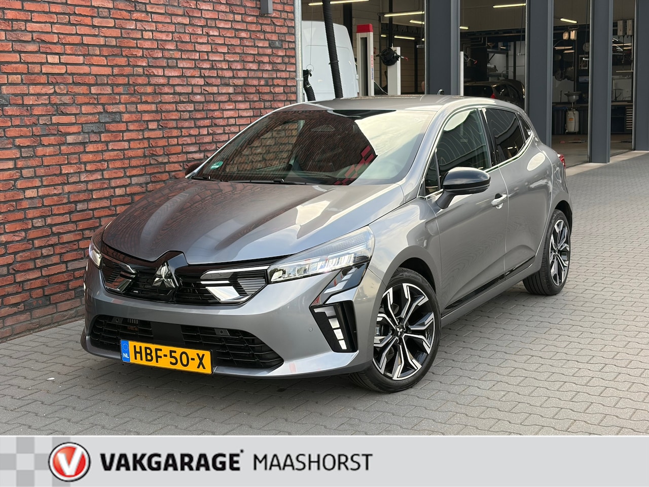 Mitsubishi Colt - 1.0T MT Intense+ AchteruitrijCam./Adapt.Cruise/PDC/DAB/LED/Clima/AppConnect - AutoWereld.nl