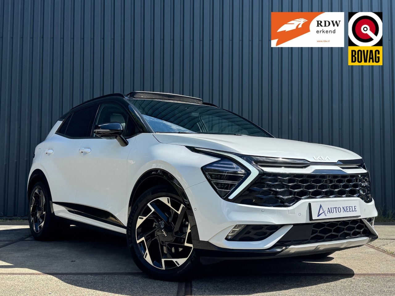Kia Sportage - 1.6 T-GDi PHEV Plug-in Hybrid 265 pk AWD GT-PlusLine Panoramadak, Trekhaak - AutoWereld.nl
