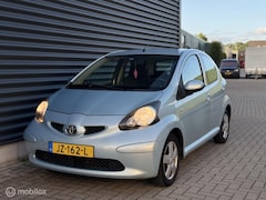 Toyota Aygo - 1.0 Sport / Airco / NEW APK/ 1e eigenaar