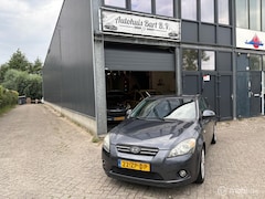 Kia Pro cee'd - 1.6 X-ecutive Airco Navigatie APK NAP Logisch