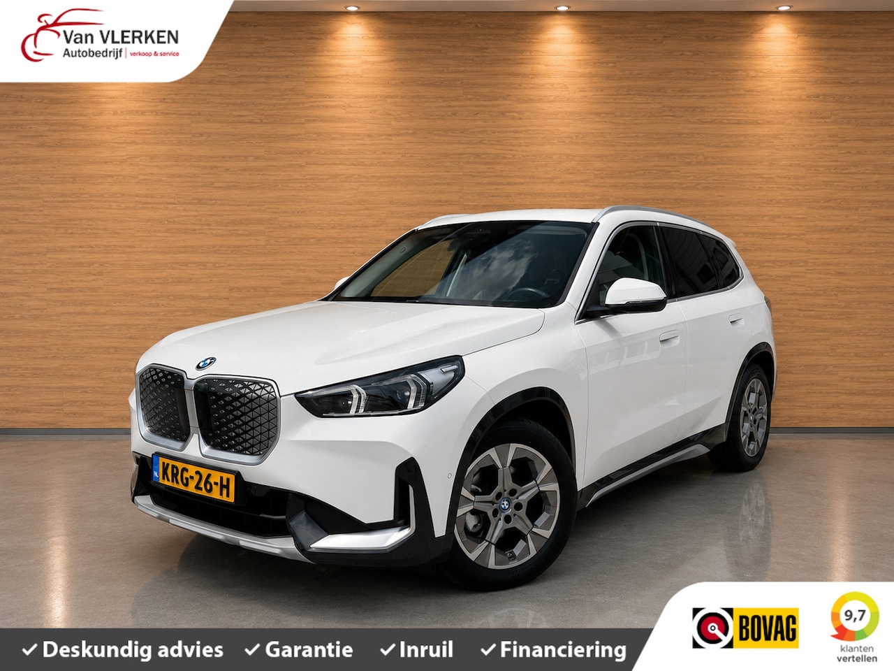 BMW iX1 - eDrive20 67 kWh Leder bekleding stoelverwarming - AutoWereld.nl