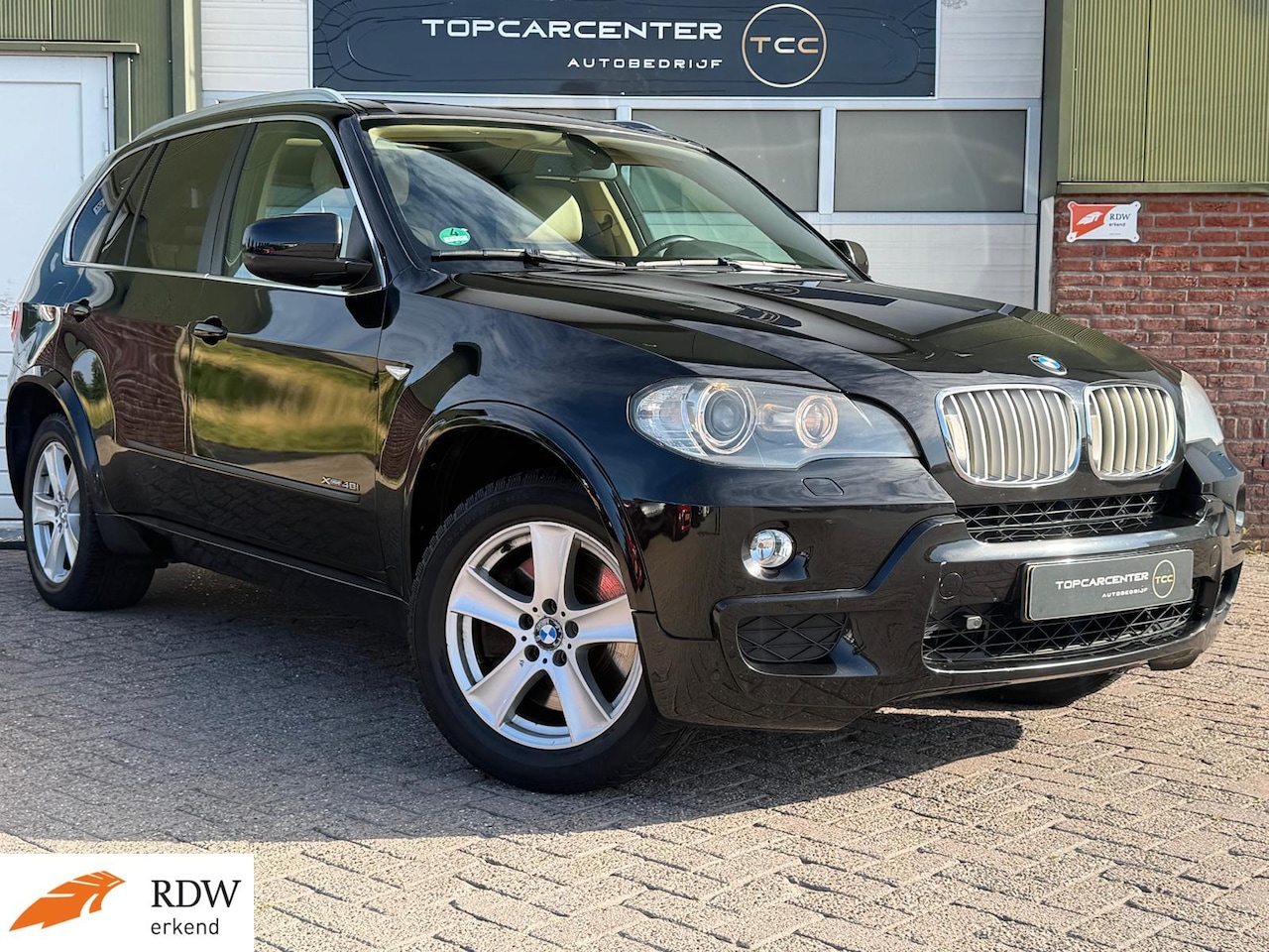 BMW X5 - xDrive48i High Executive/PANO/TREKH/PARKS/NAVI/APK - AutoWereld.nl
