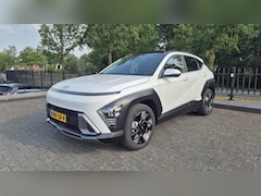 Hyundai Kona - 1.6 GDI HEV Premium Sky | Pano | ACC | Leder | Stoelverw. + koeling |