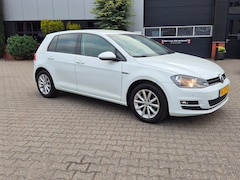 Volkswagen Golf - 1.2 TSI Lounge