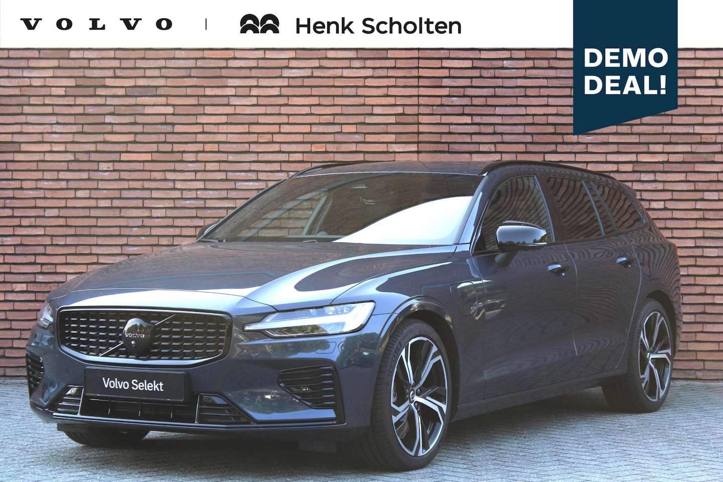 Volvo V60 - T8 Plug-in hybrid AWD Ultra Perf. Ed. Dark |Geventileerde voorstoelen met massagefunctie | - AutoWereld.nl