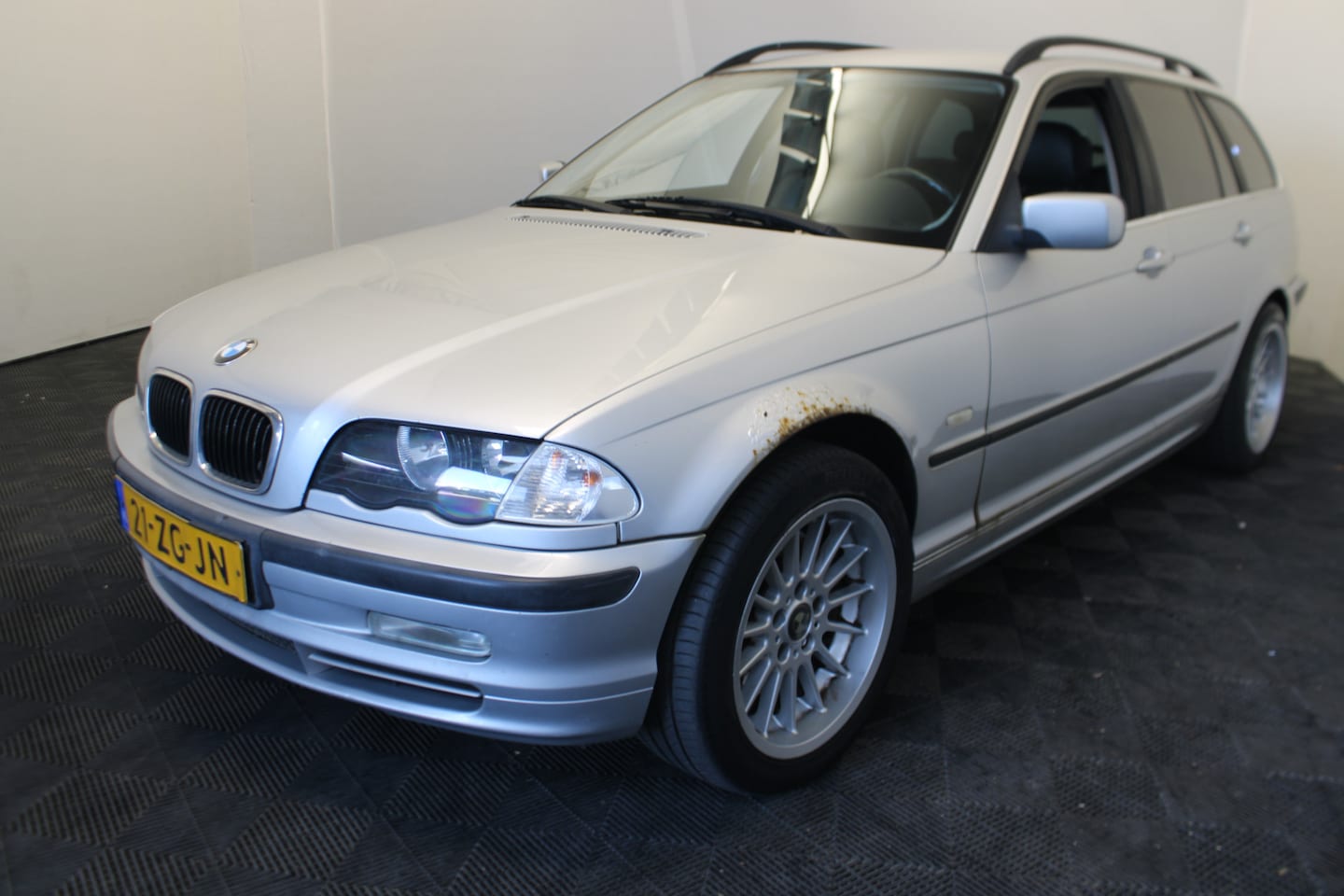 BMW 3-serie Touring - 330xi Executive 330xi Executive - AutoWereld.nl