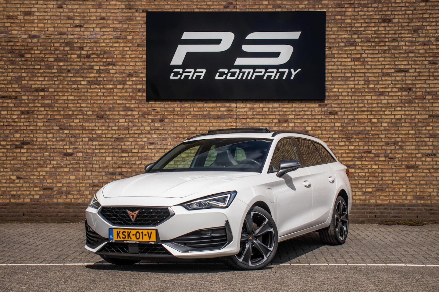 CUPRA Leon Sportstourer - 1.4 e-Hybrid 245PK, Pano, Half Leder - AutoWereld.nl