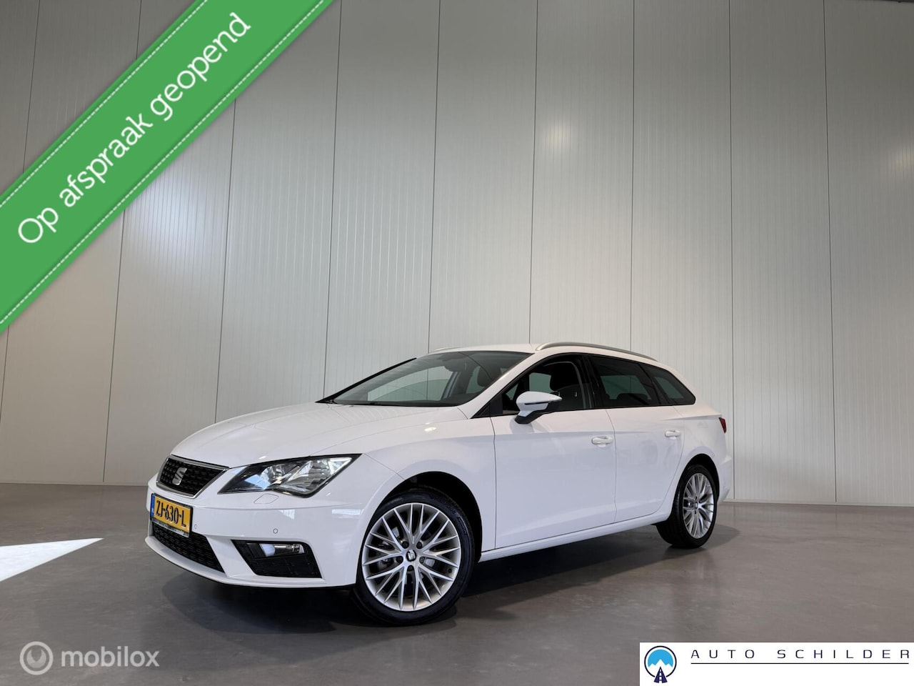 SEAT Leon ST - 1.0 EcoTSI Style Business Intense 1.0 EcoTSI Style Business Intense, Navigatie|Carplay|Cruise |Pdc|Lmv - AutoWereld.nl