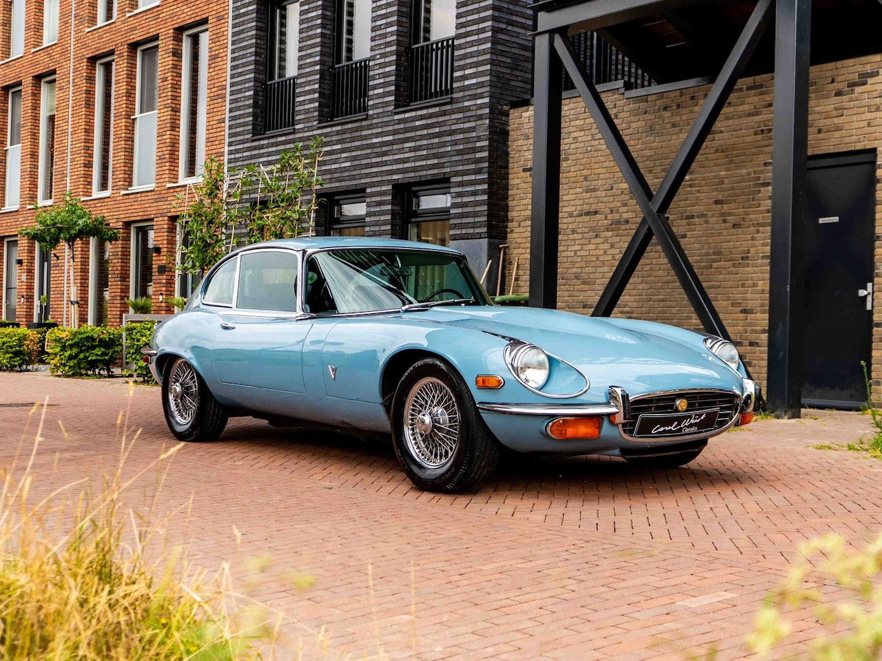 Jaguar E-type - "E" 5.3 V12 2+2 - AutoWereld.nl