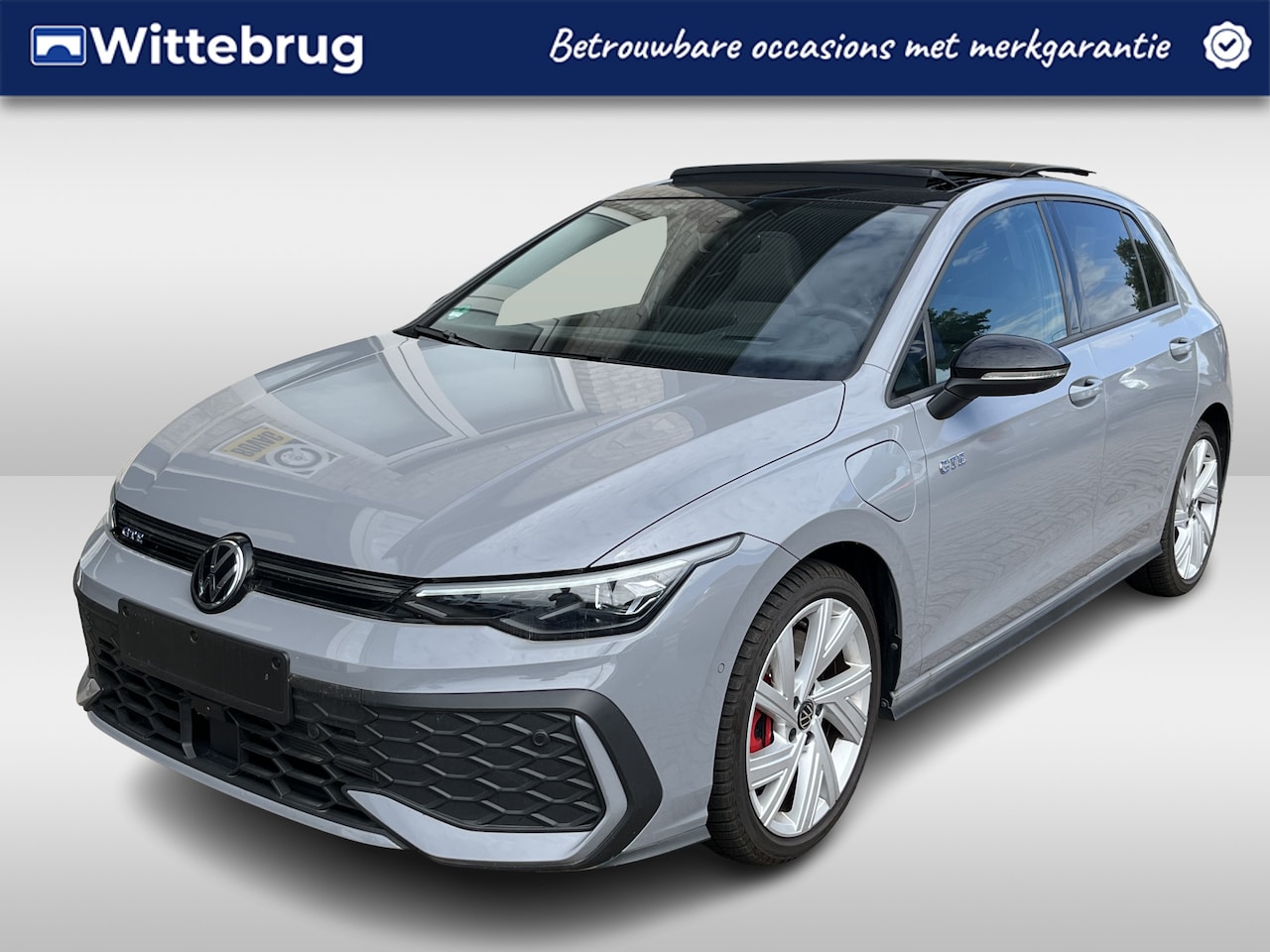 Volkswagen Golf - 1.5 eHybrid GTE / 272 PK/ AUTOMAAT/ PANODAK/ KEYLESS/ CRUISE/ NAVI/ APP-CONNECT/ PARK. SEN - AutoWereld.nl