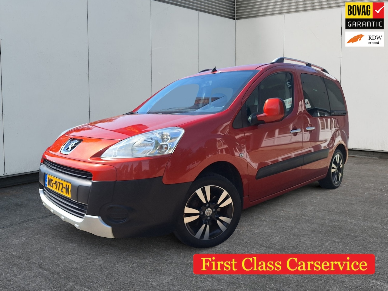 Peugeot Partner Tepee - 1.6 VTi Access | Dubbele schuifdeur | Trekhaak - AutoWereld.nl