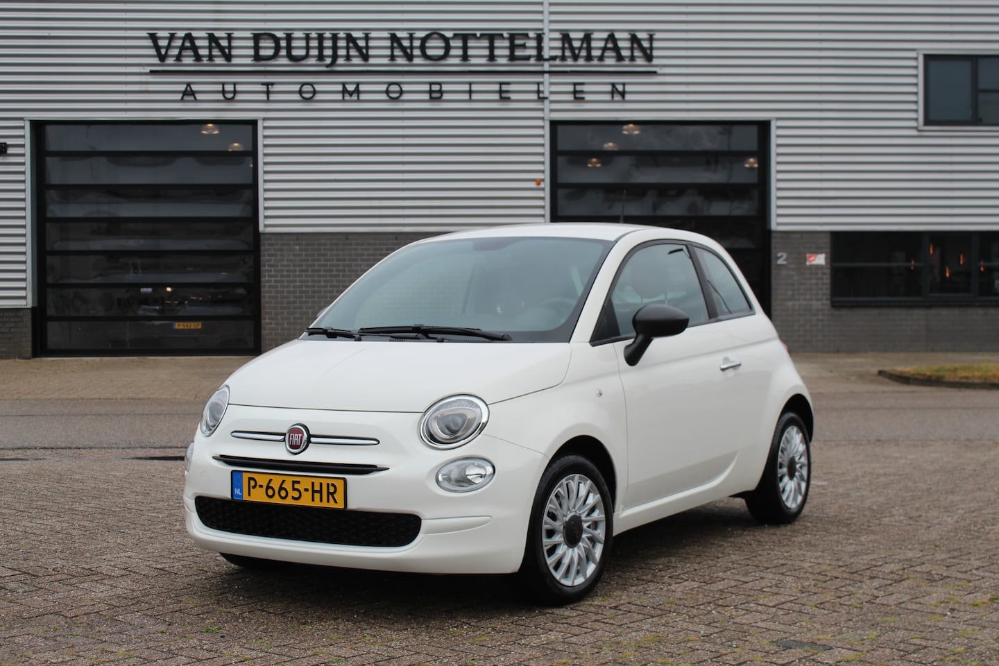 Fiat 500 - 1.0 Hybrid Cult / Carplay / Navigatie / PDC / N.A.P. - AutoWereld.nl