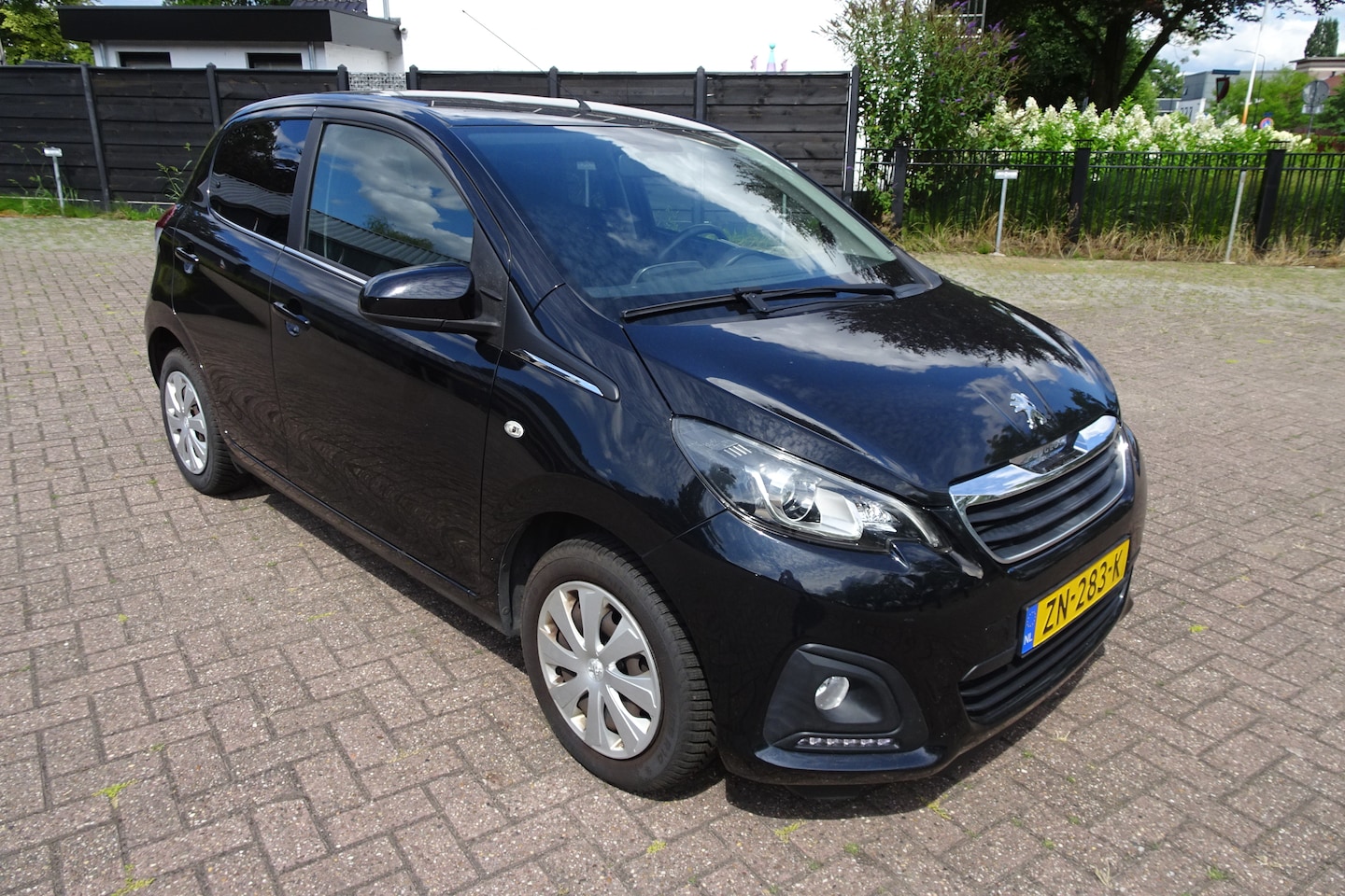 Peugeot 108 - 1.0 e-VTi Active TOP! 5 Drs * AIRCO * Stb * Cv.* LED * - AutoWereld.nl
