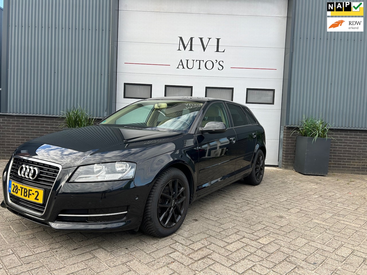 Audi A3 Sportback - 1.4 TFSI Attraction Pro Line 1.4 TFSI Attraction Pro Line - AutoWereld.nl