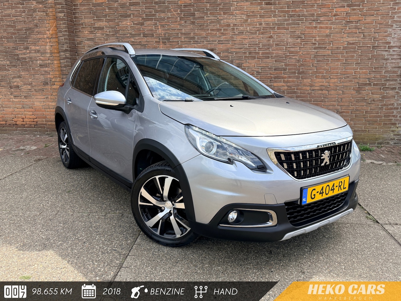 Peugeot 2008 - 1.2 GT-line·Navi·Carplay·Cruise·D-riem vv·Climate·All season banden - AutoWereld.nl