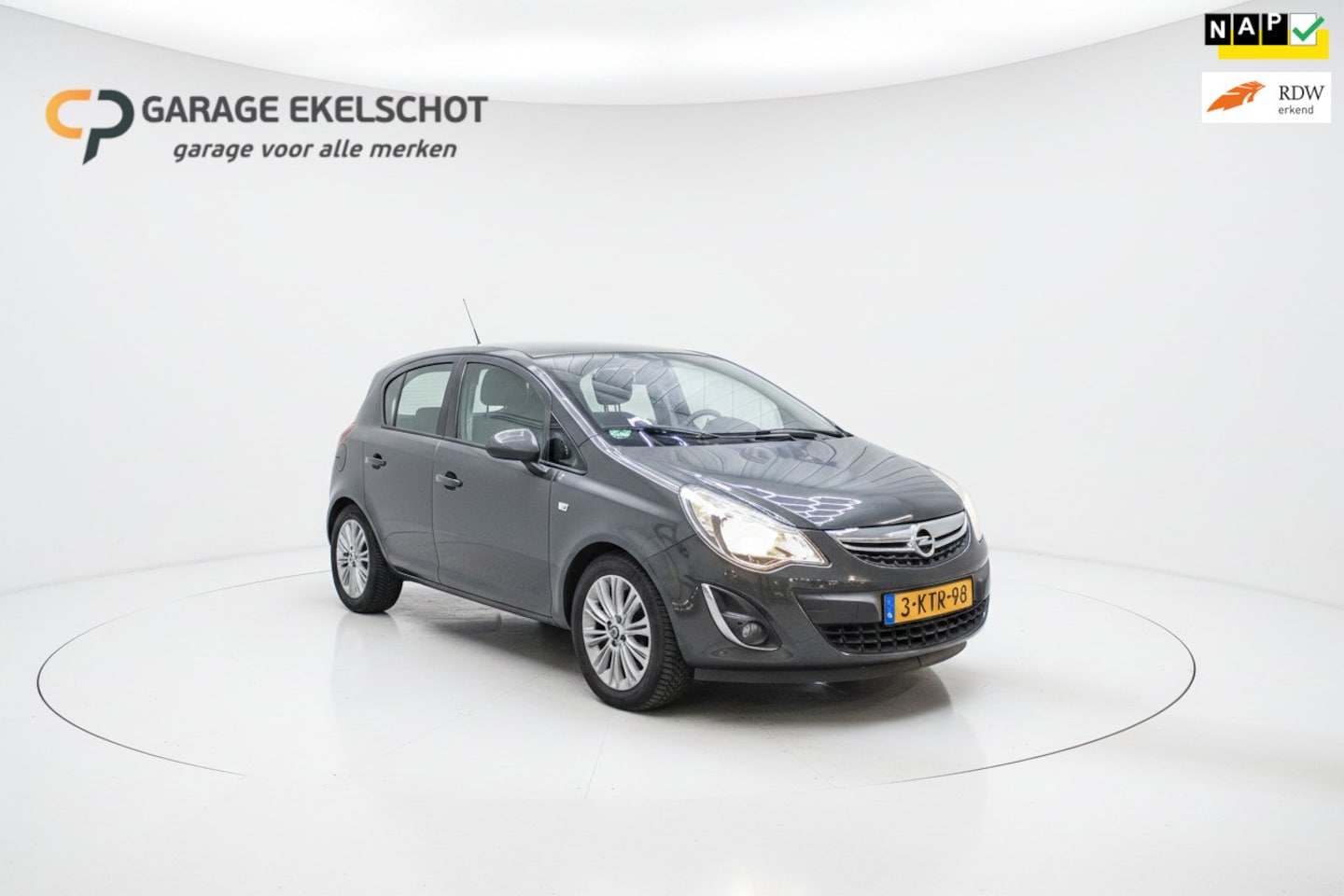 Opel Corsa - 1.4-16V|NAP|Trekhaak|Cruise|Airco - AutoWereld.nl