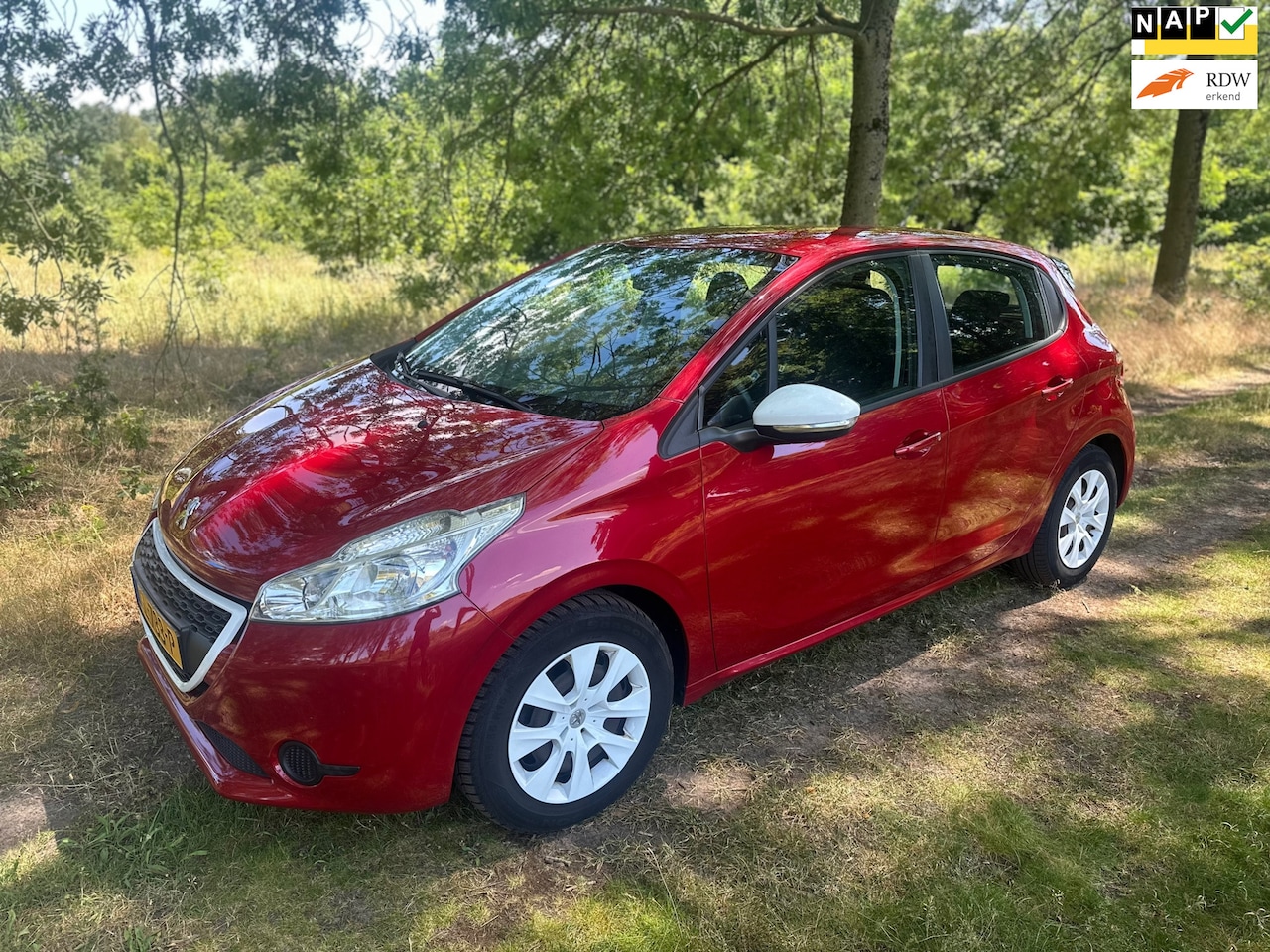 Peugeot 208 - 1.0 PureTech LIKE APK t/m 26-06-2027 Motor heeft weinig compressie - AutoWereld.nl
