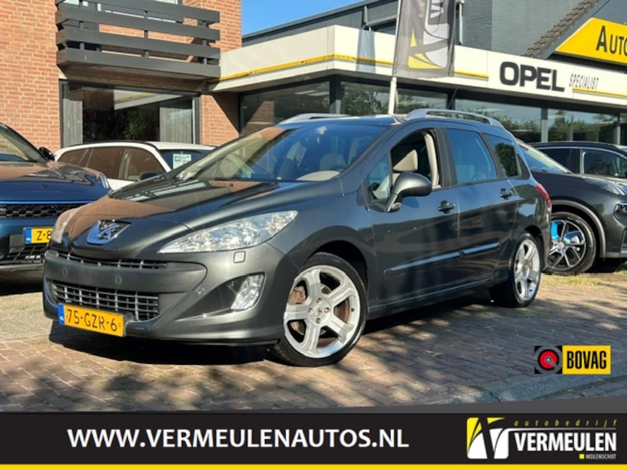 Peugeot 308 SW - 1.6THP Féline + 18"/ Navi/ Clima/ Panorama/ Leder/ Trekhaak/ NL auto - AutoWereld.nl