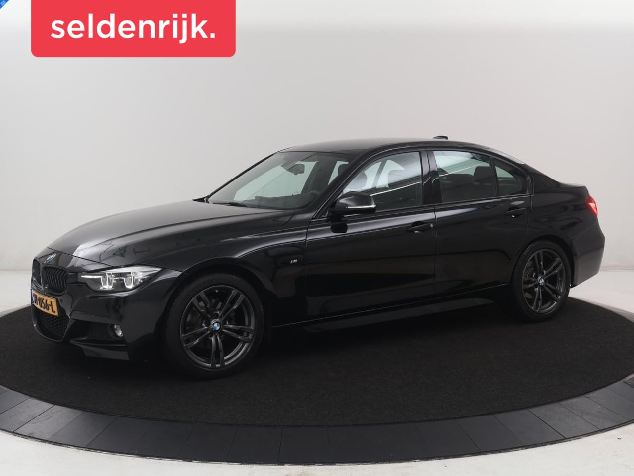 BMW 3-serie - 318i Edition M Sport Shadow Executive | Leder | Stoelverwarming | Cruise control | Navigat - AutoWereld.nl