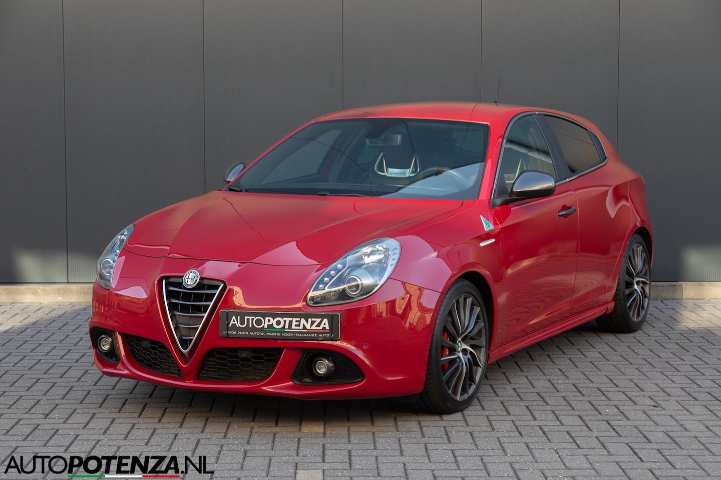 Alfa Romeo Giulietta - 1.7 TBi Quadrifoglio Verde Xenon Bose - AutoWereld.nl
