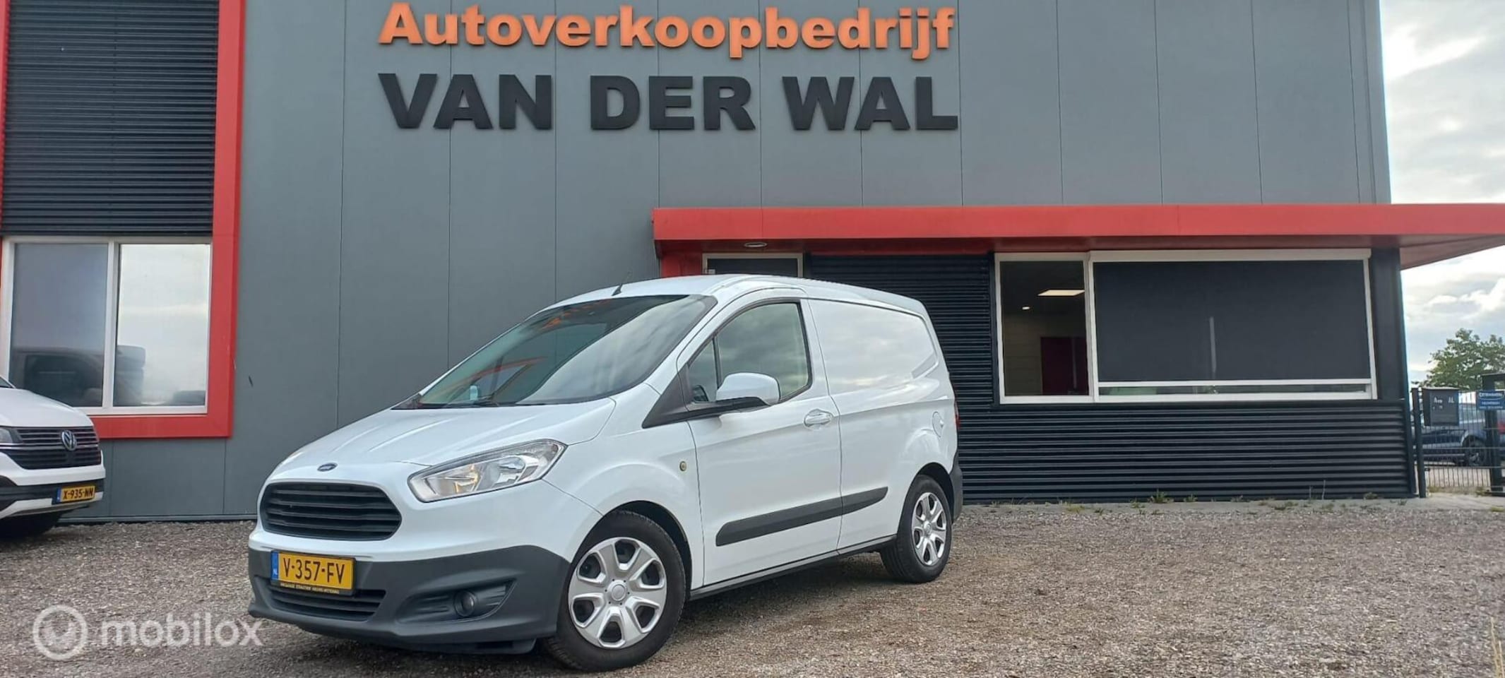 Ford Transit Courier - 1.5 TDCI Trend 1.5 TDCI Trend - AutoWereld.nl