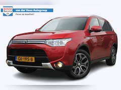 Mitsubishi Outlander - 2.0 PHEV Limited Edition X-Line | Trekhaak | Verwarmde voorstoelen | Achteruitrijcamera |