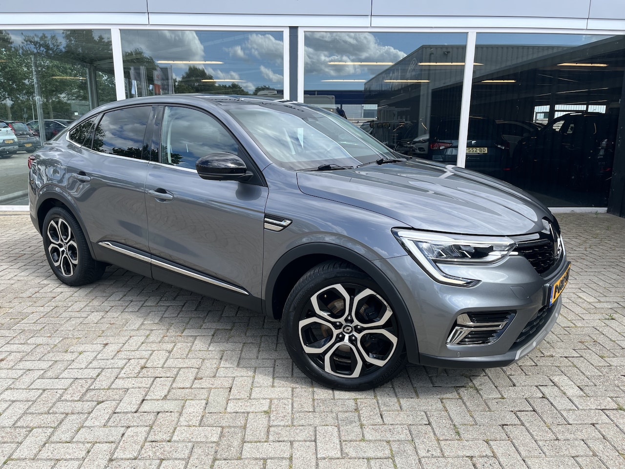 Renault Arkana - 1.6 E-Tech Hybrid 145 Intens / Led / Carplay / Clima / Cruise - AutoWereld.nl