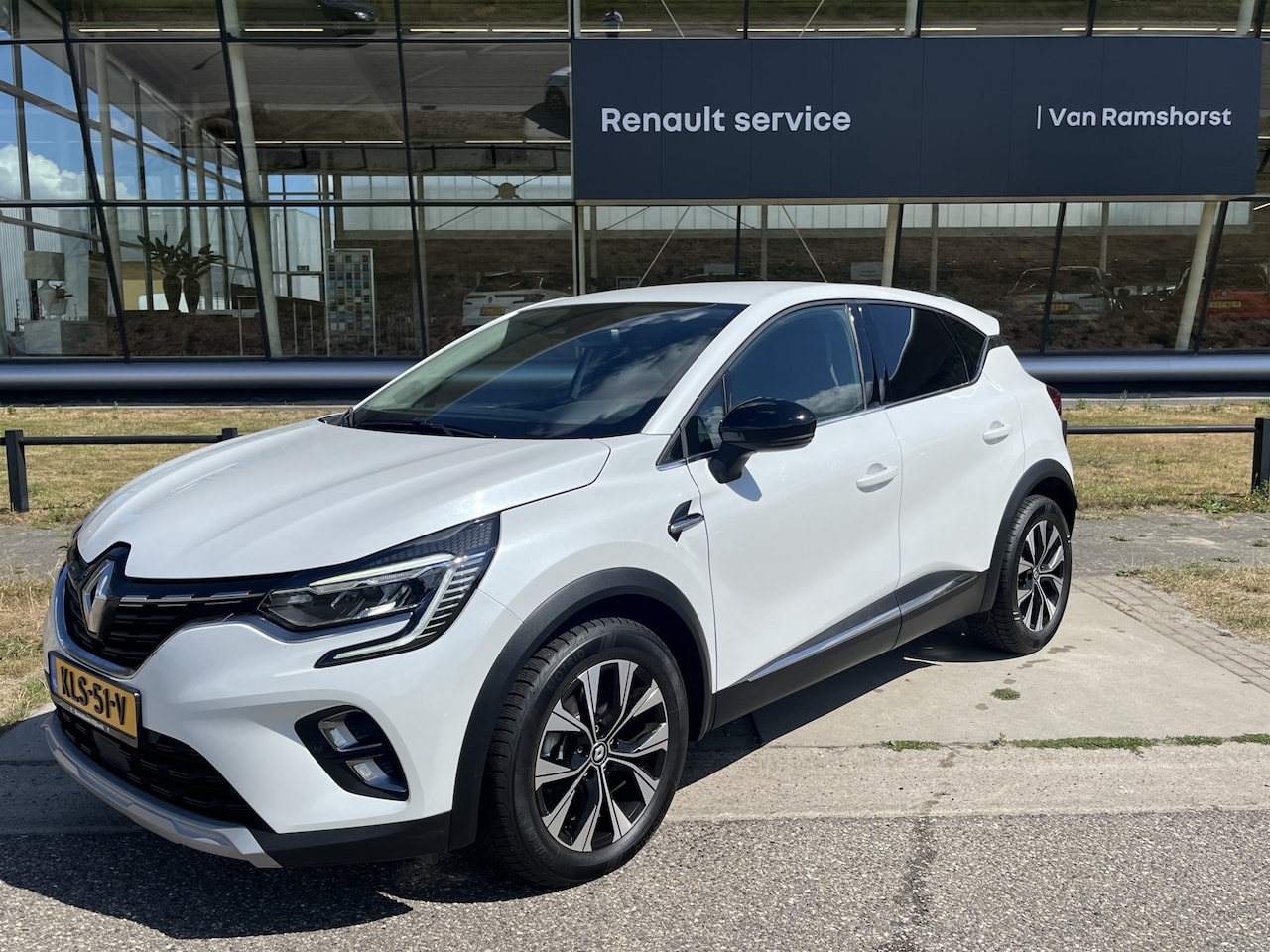 Renault Captur - 1.6 E-Tech Hybrid 145PK / - AutoWereld.nl