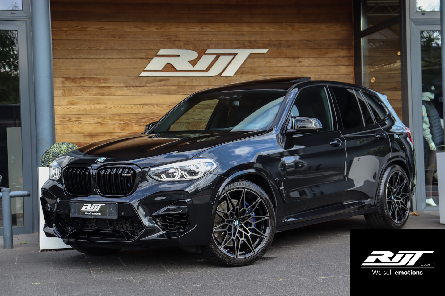 BMW X3M - Competition **Pano.dak/HUD/Harman Kardon/Alcantara** - AutoWereld.nl